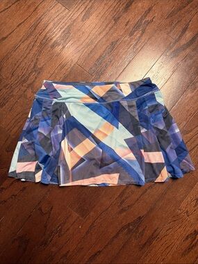 Athleta Colorblock Geometric Performance Pleated Skort in Blue, Peach and Purple
